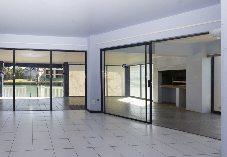 4 Bedroom Property for Sale in Royal Alfred Marina Eastern Cape